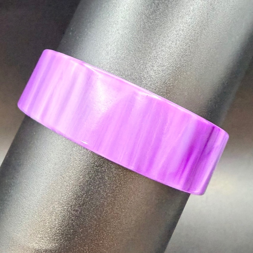 Vintage‎ Bangle Bracelet Size 8 Purple Marbled Acrylic Chunky Wide Resin - Picture 3 of 9